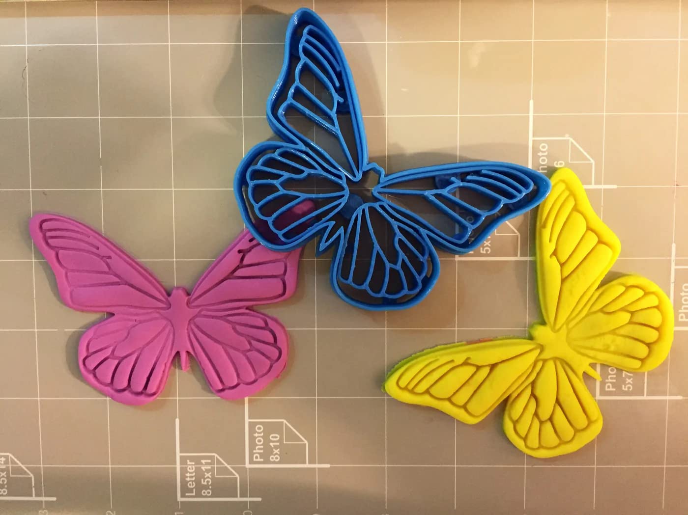 CookieCutz Butterfly Cookie Cutter, 3.81 cm x25 - Image 2