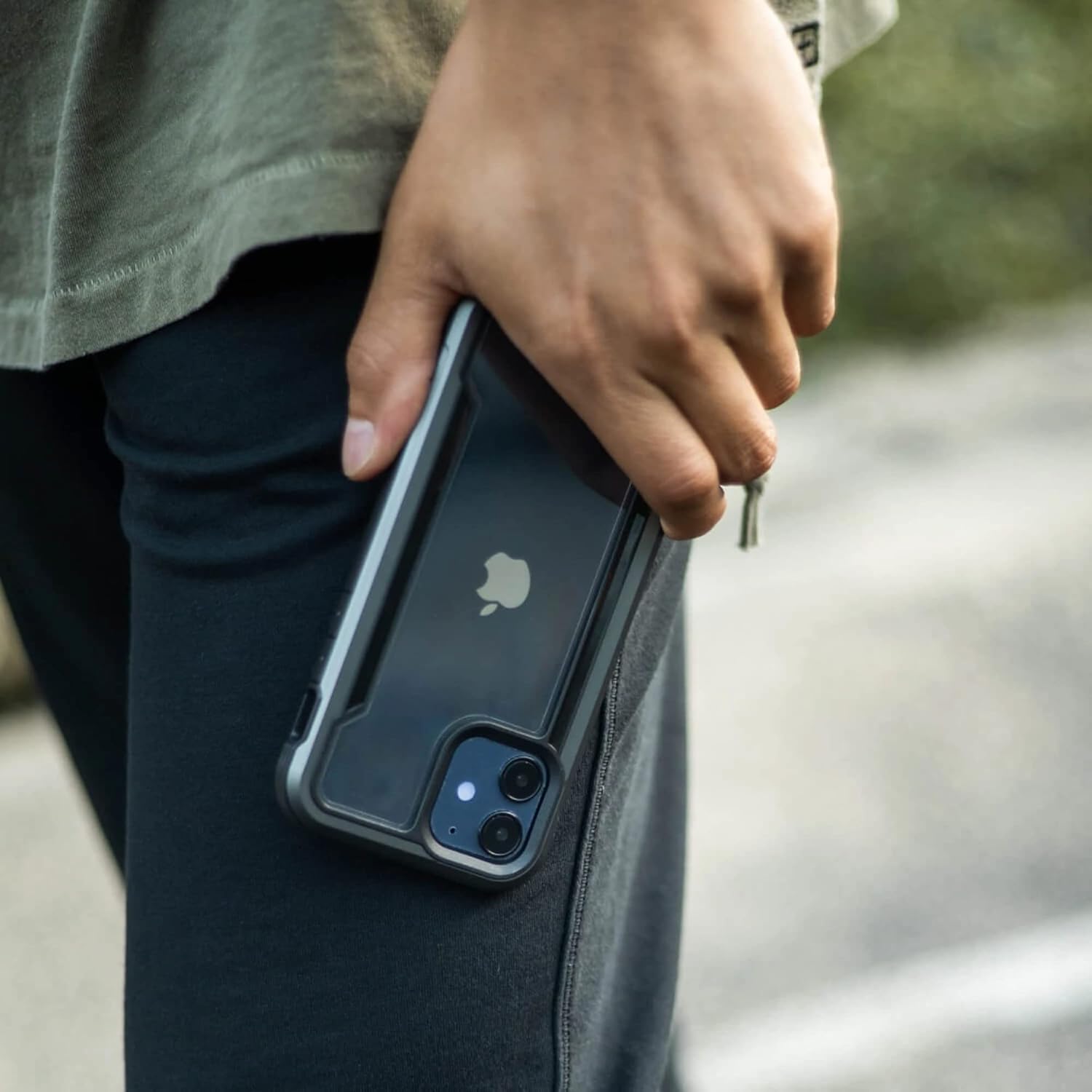 Défense Shield for iPhone 11 Pro - Red - Image 6